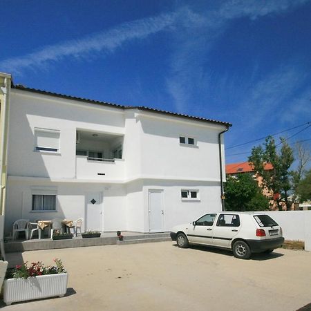 Beach Apartment Baska 외부 사진